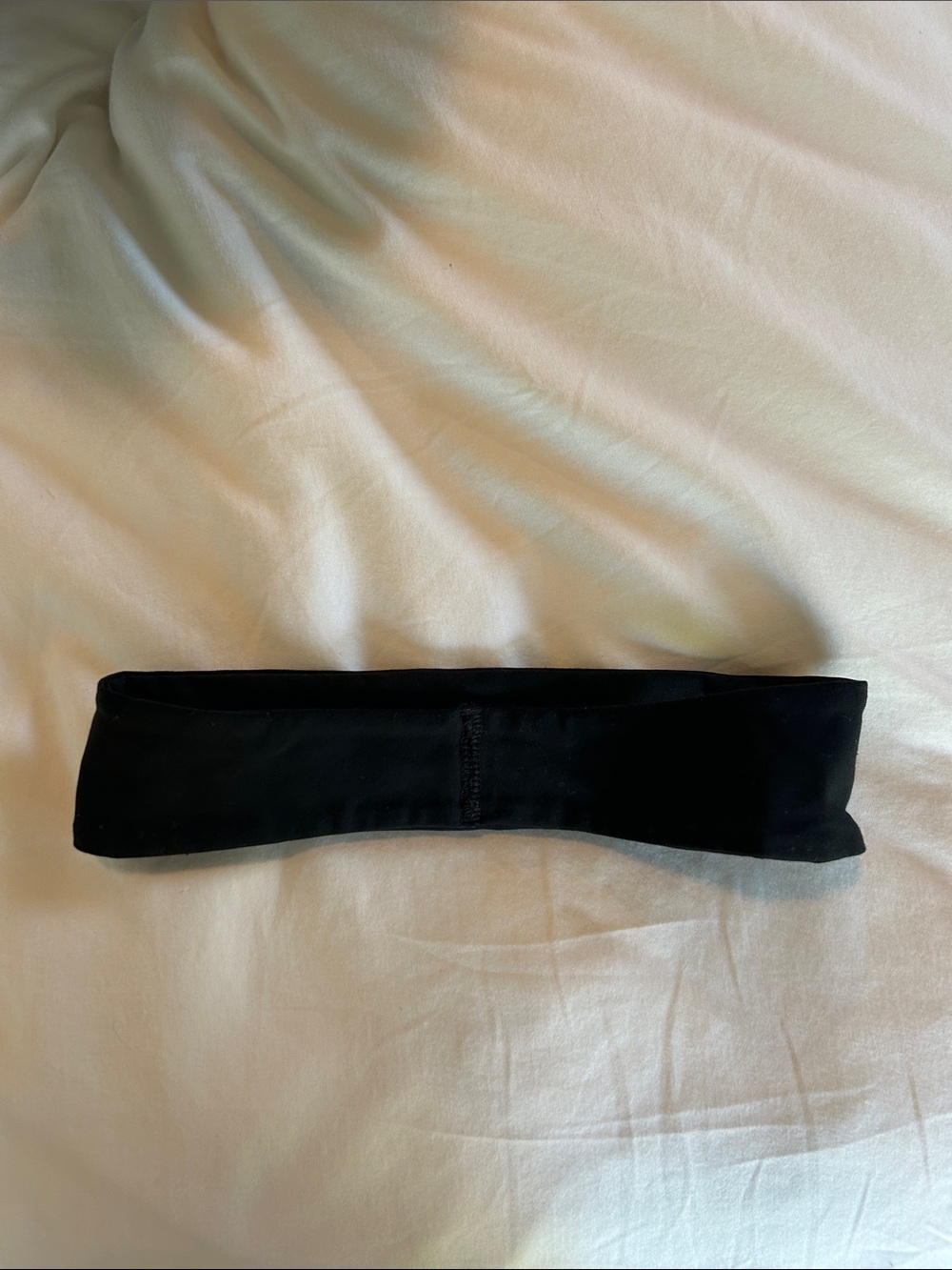lululemon athletica Black Logo Stretch Headband - Picture 2 of 3